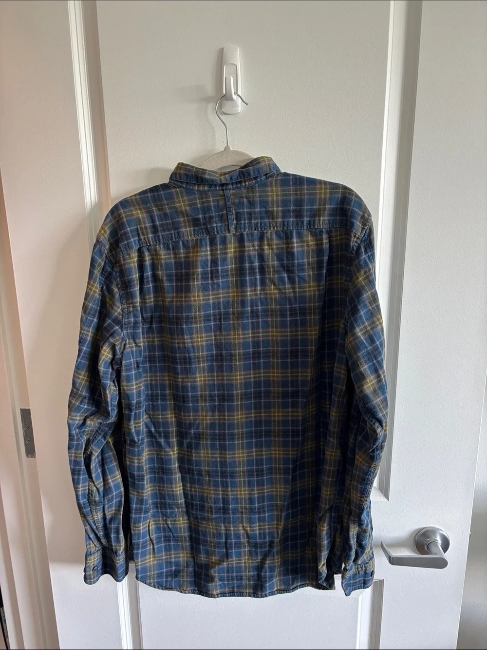 Banana Republic Button Down- Large Talk